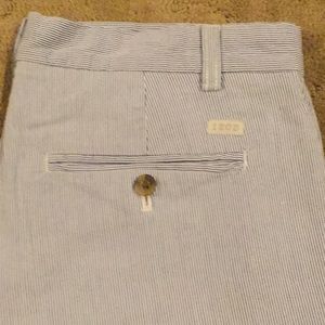 IZOD Lightweight Poplin Shorts - 32